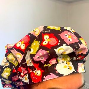 Surgical bouffant hat